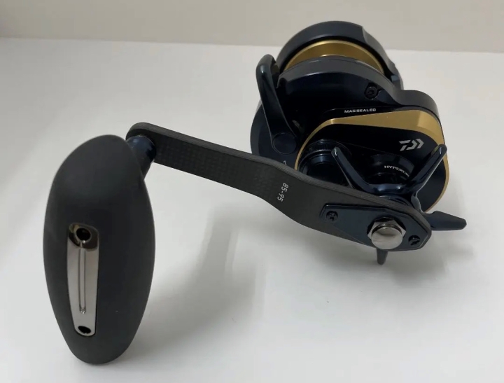 22ソルティガ15h-sjハンドル